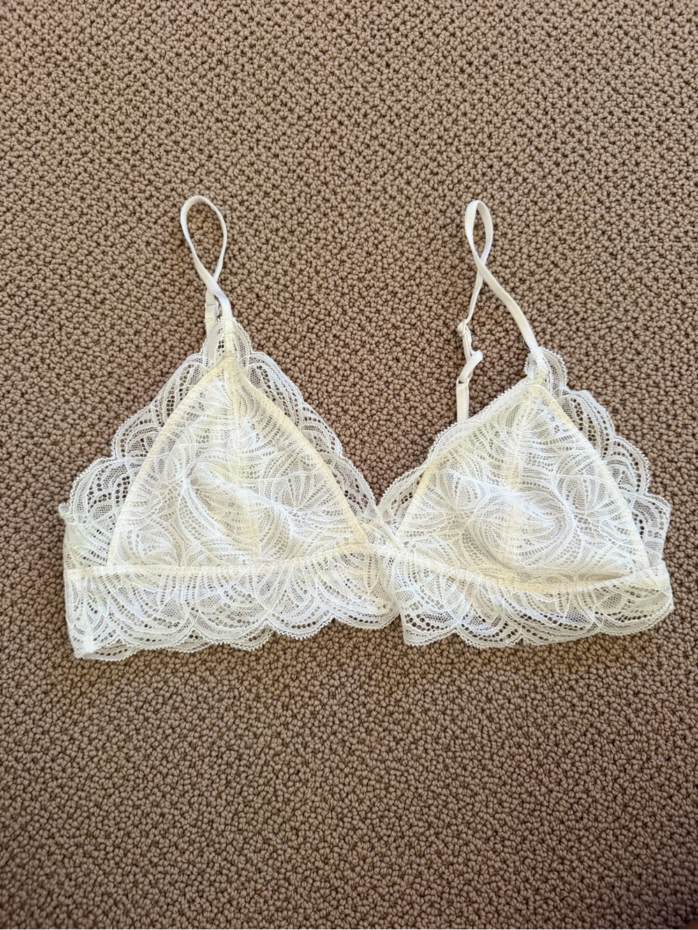 Talula Vintage Cream Lace Bralette with Scalloped Edging